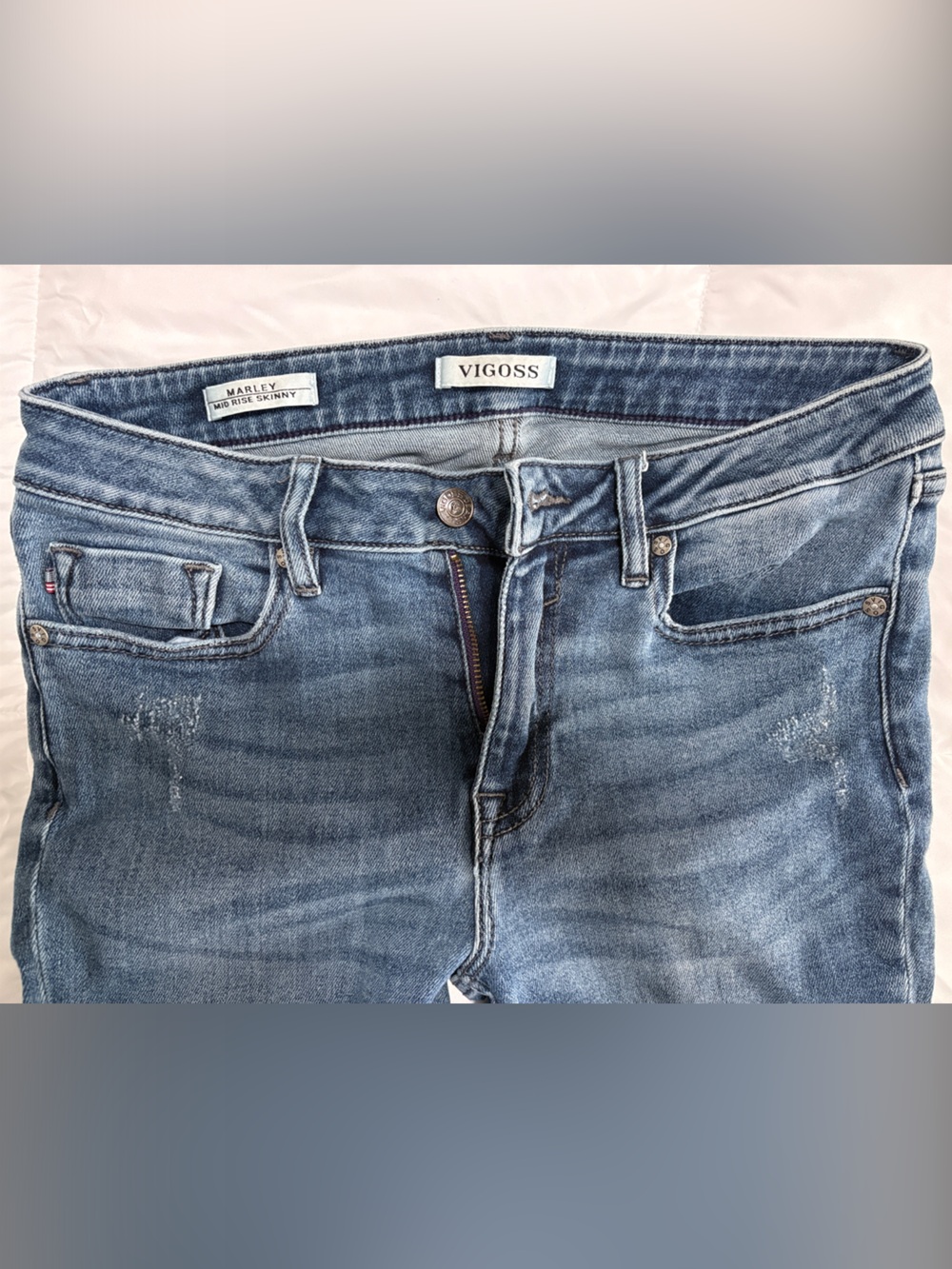Vigoss Women’s Light Blue Distressed Skinny Jeans